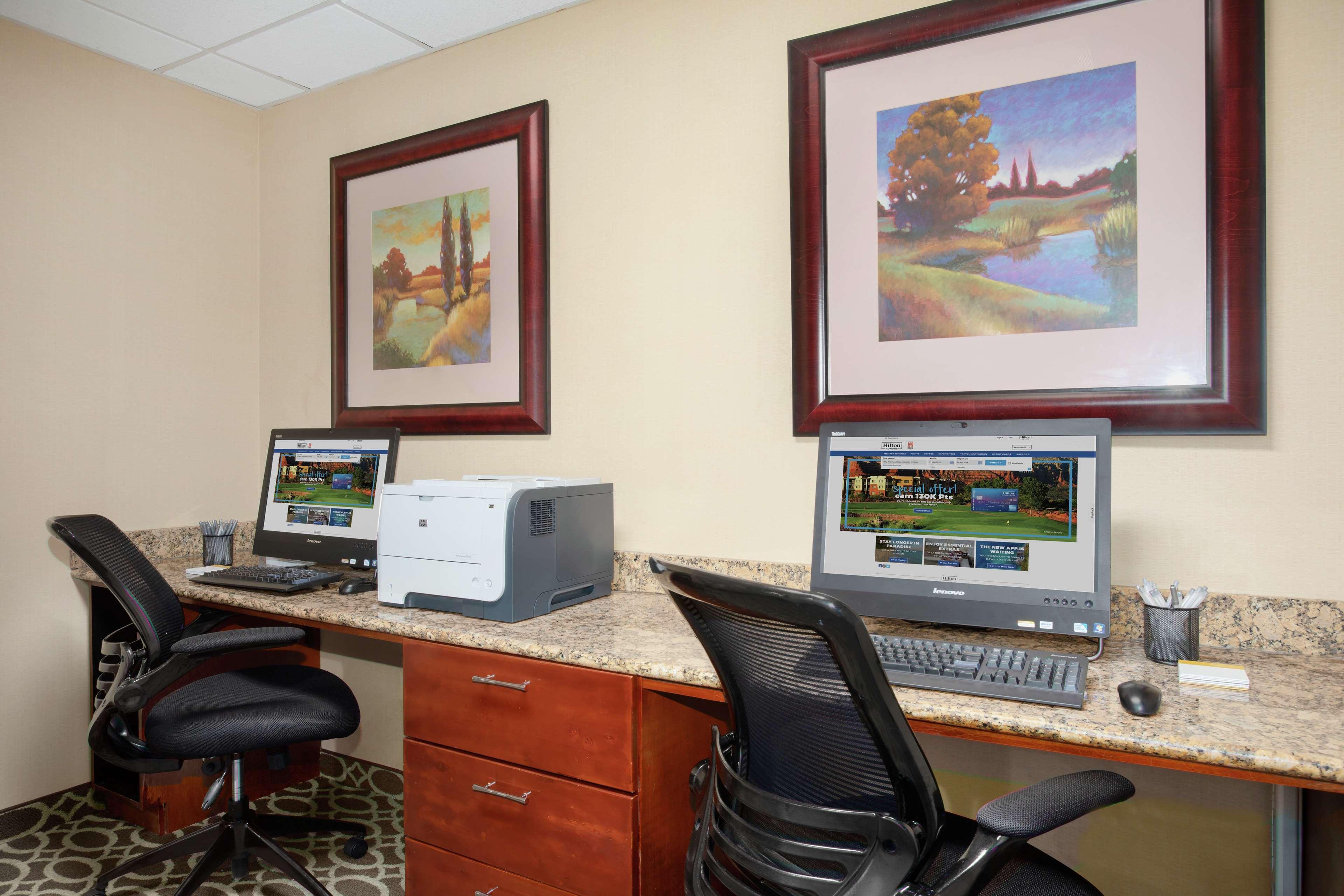 Hampton Inn & Suites Kansas City-Merriam Exteriör bild