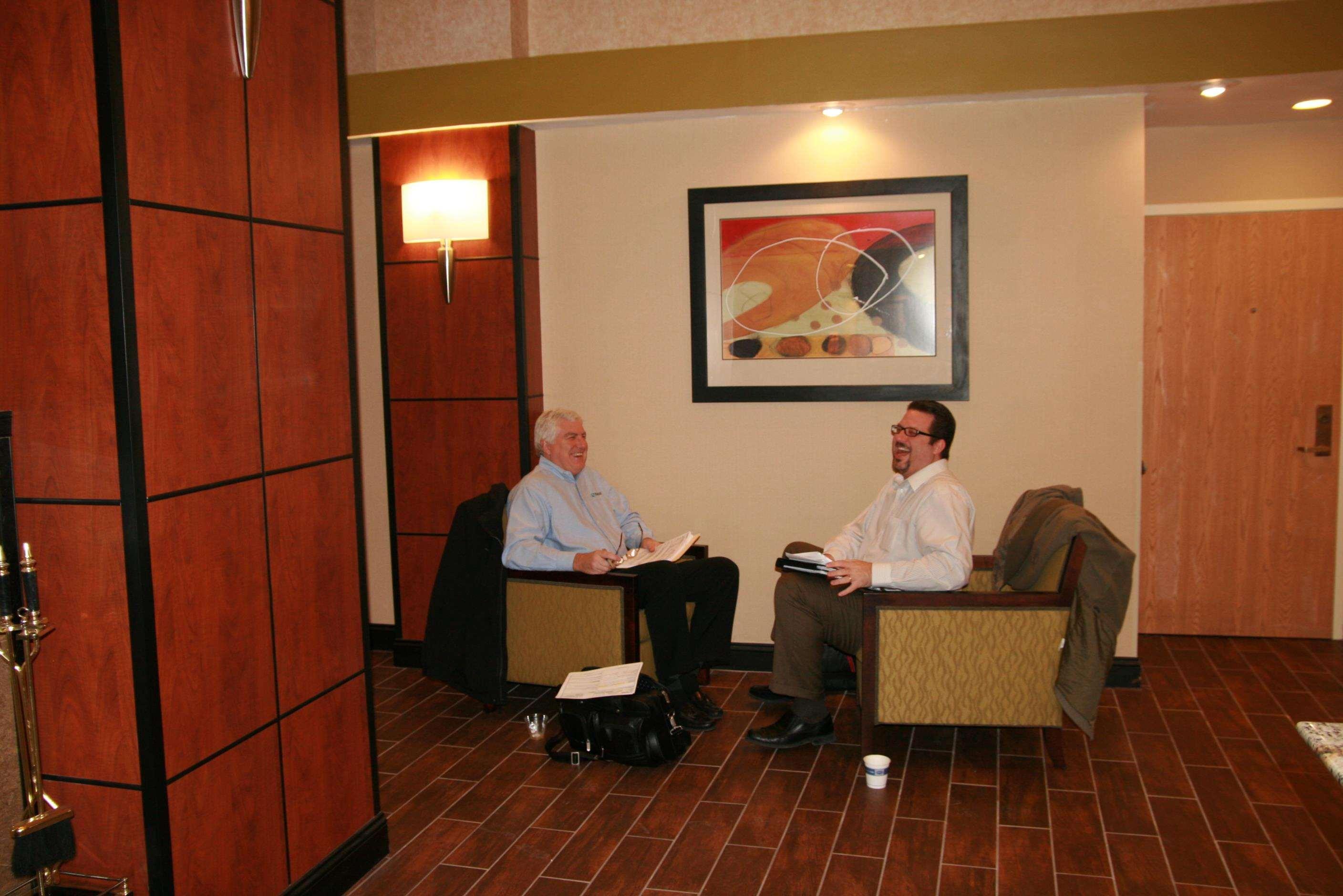 Hampton Inn & Suites Kansas City-Merriam Exteriör bild