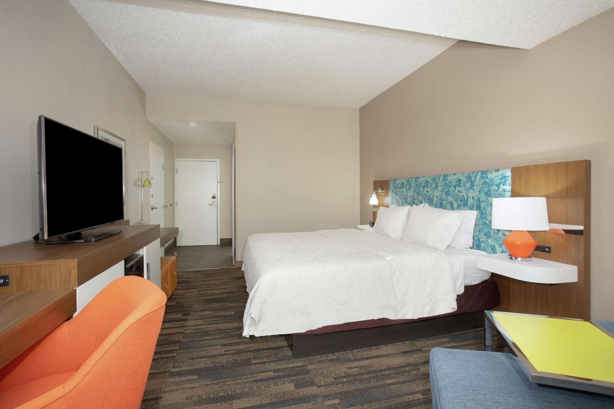 Hampton Inn & Suites Kansas City-Merriam Exteriör bild